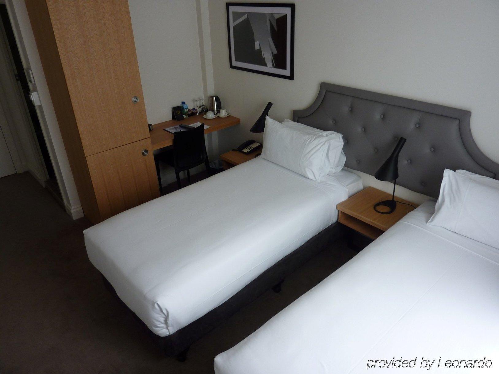 Pensione Hotel Пърт Стая снимка